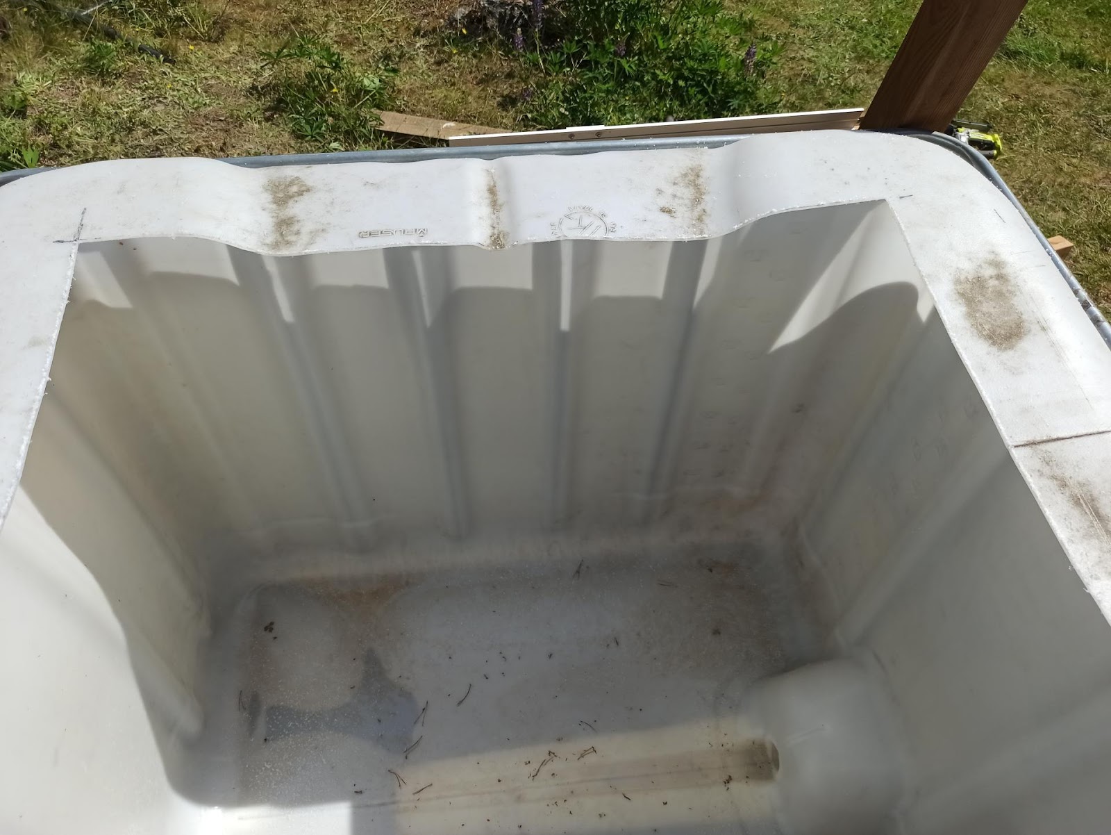 Badestamp i vanntank