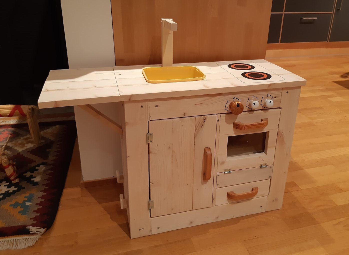 Hjemmelaget lekekjøkken