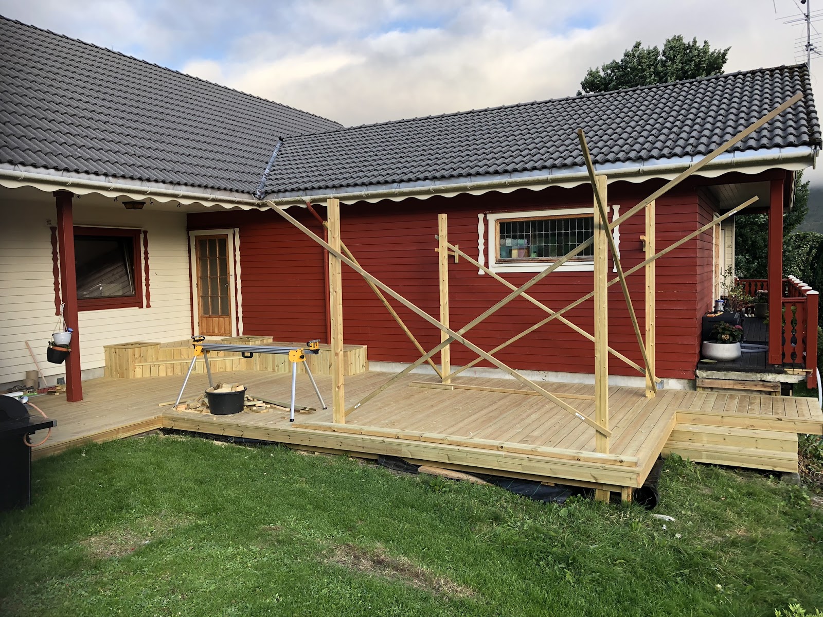 Terrasse med Pergola