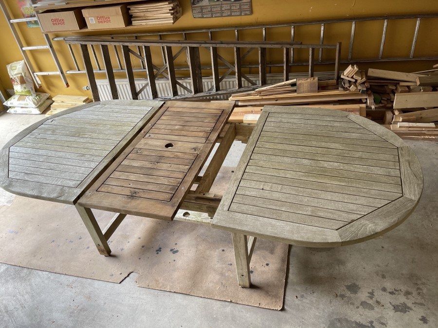 Engelsk parkbenk i teak