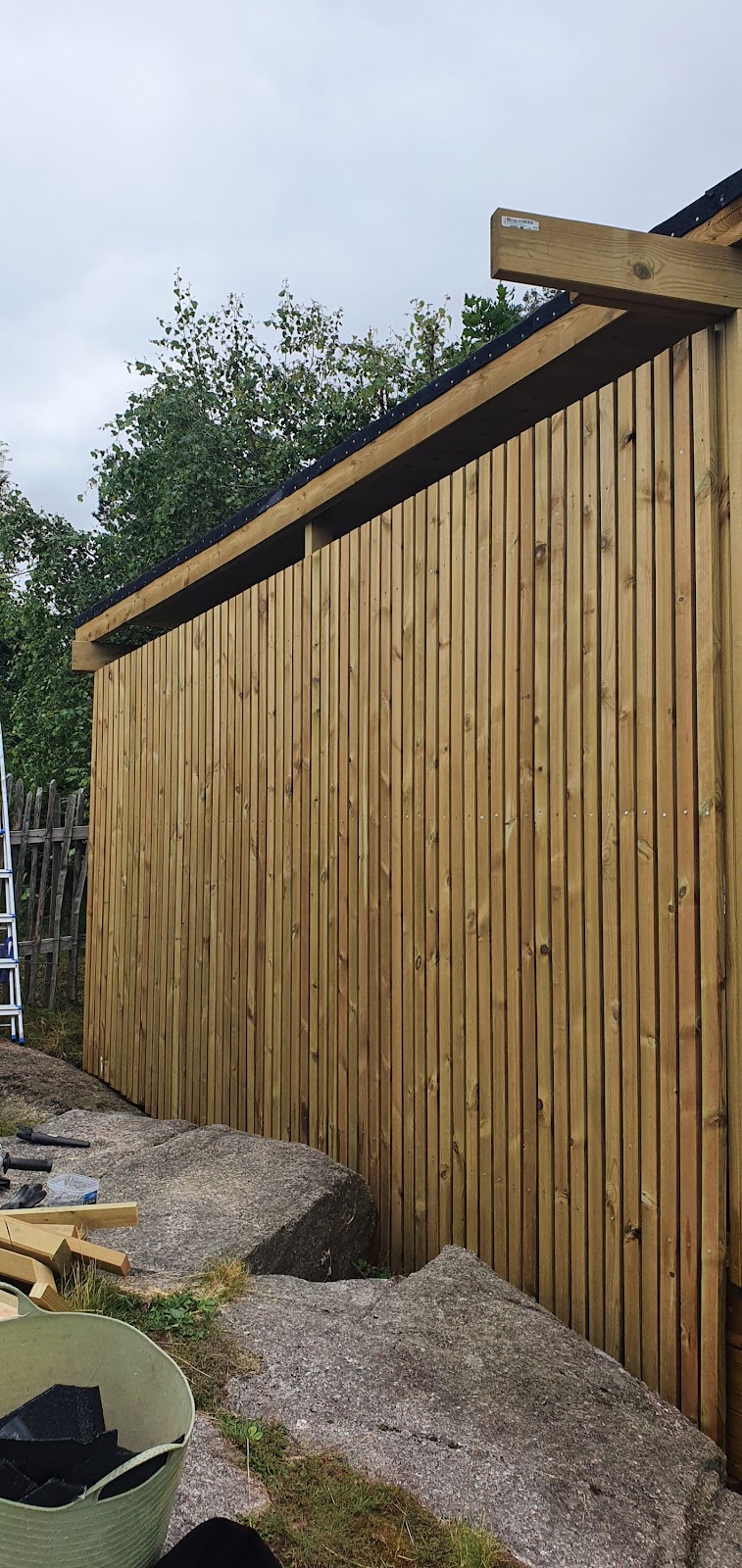 Innbygd pergola med amfiterrasse