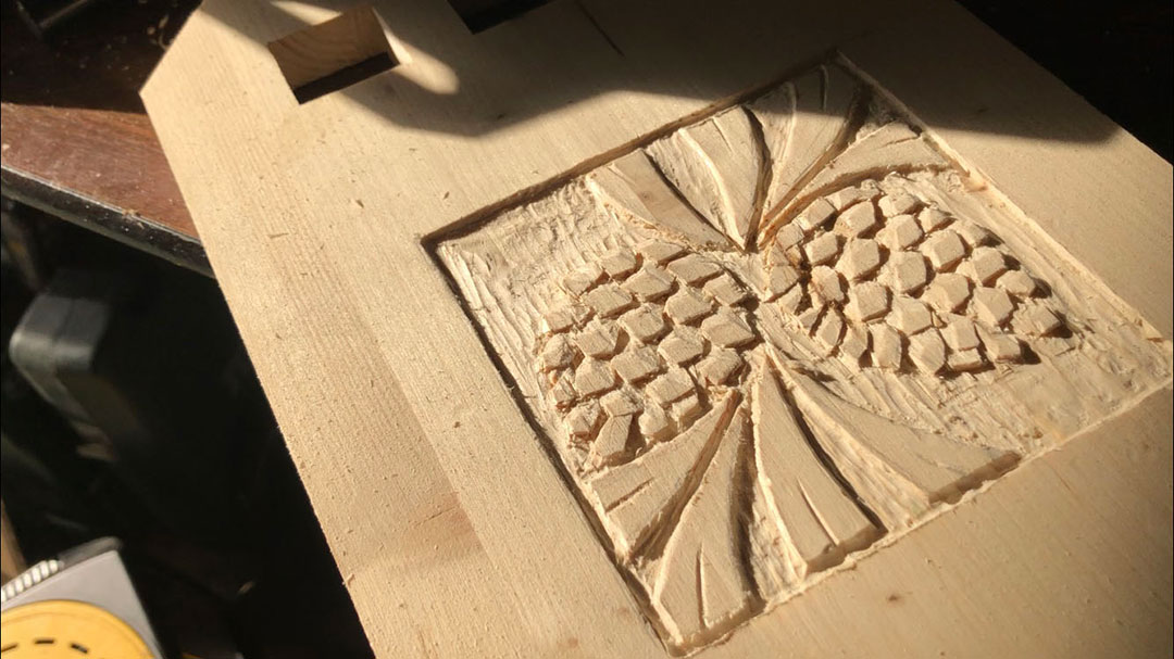 Bokhylle fra gulv til tak