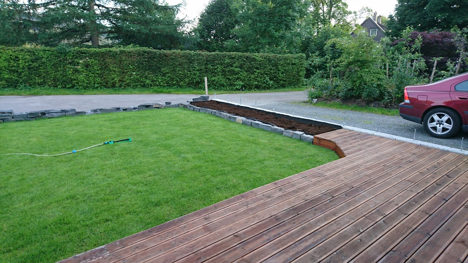 Platting, mur og hage