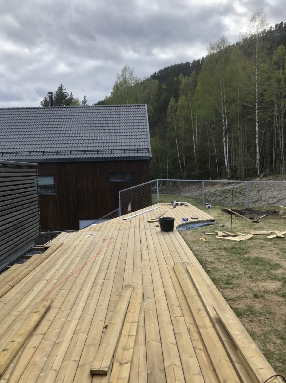 Terrasse med rekkverk