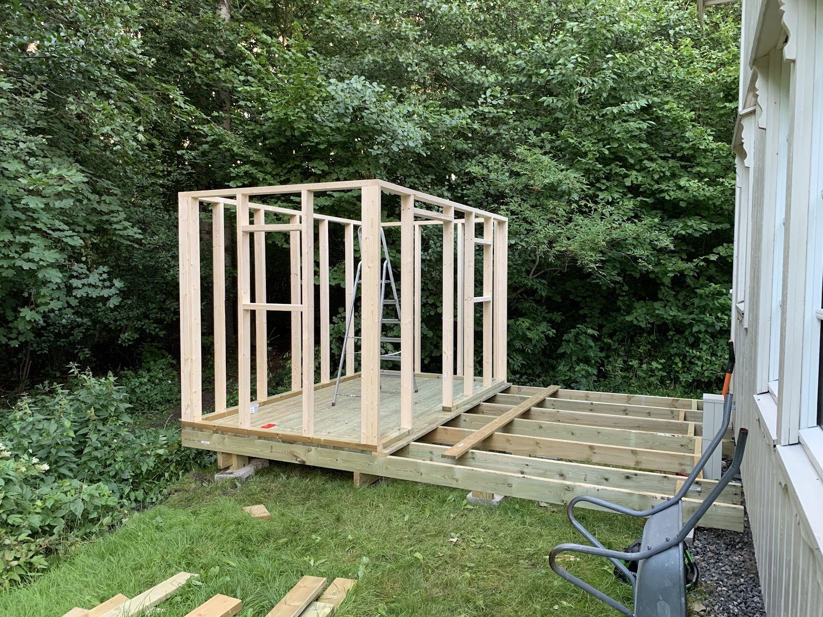 Bygge utebod på hytta