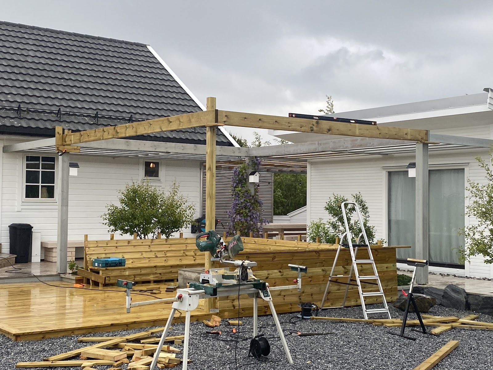 Uteplass med ildsted