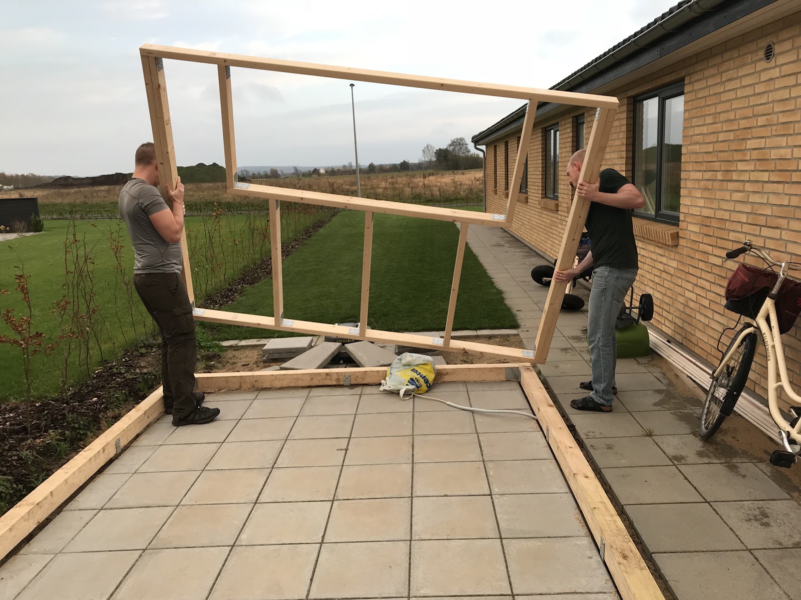 Ny bod med flytende halvtak