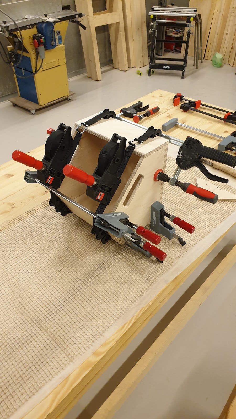 Lekeoppbevaringsvegg