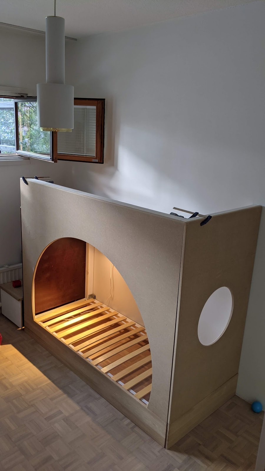 Seng til datteren min