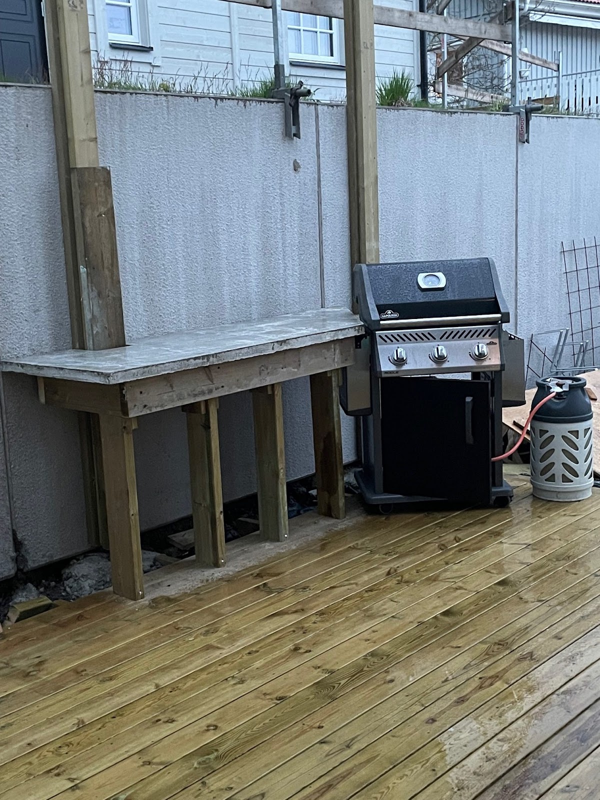 Terrasse og utekjøkken