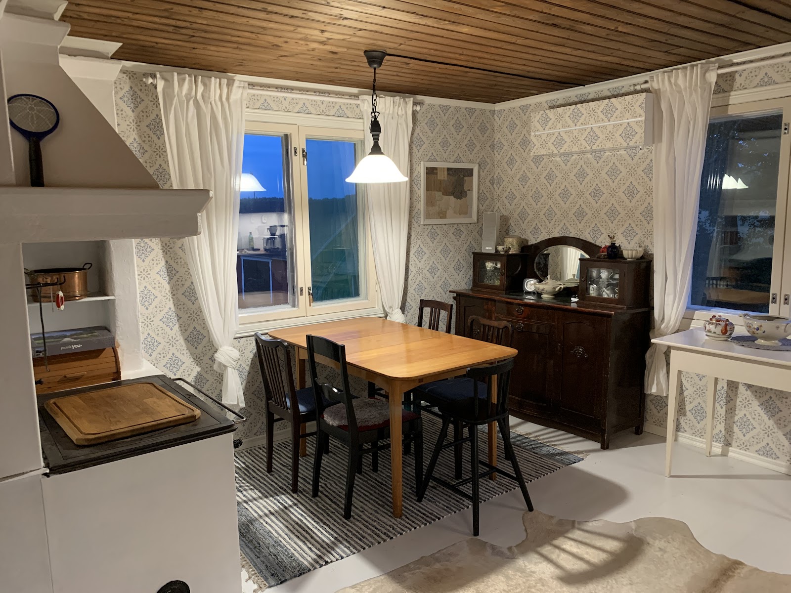 Nytt kjøkken i gammel hytte