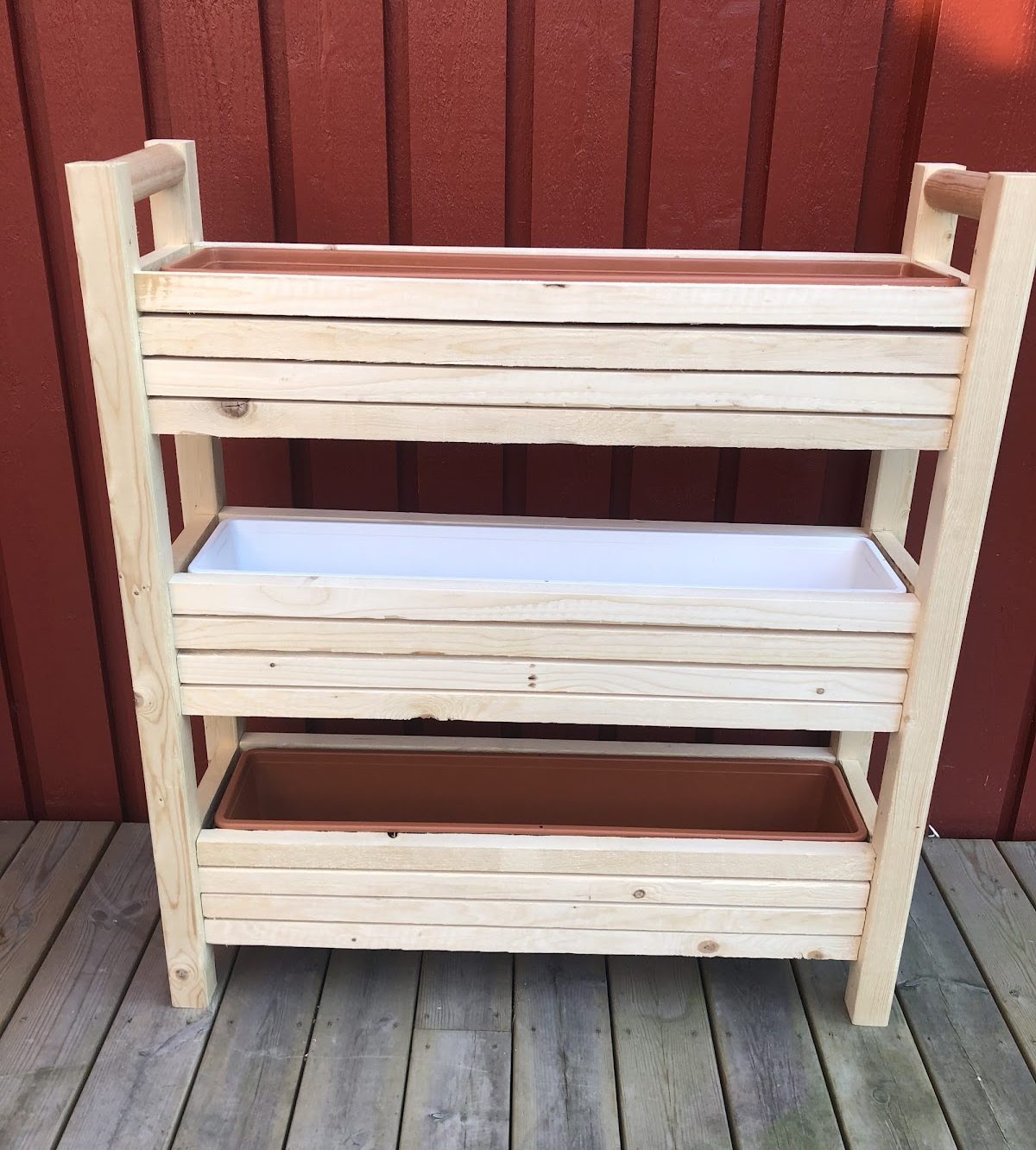 Plantekasse i tre lag