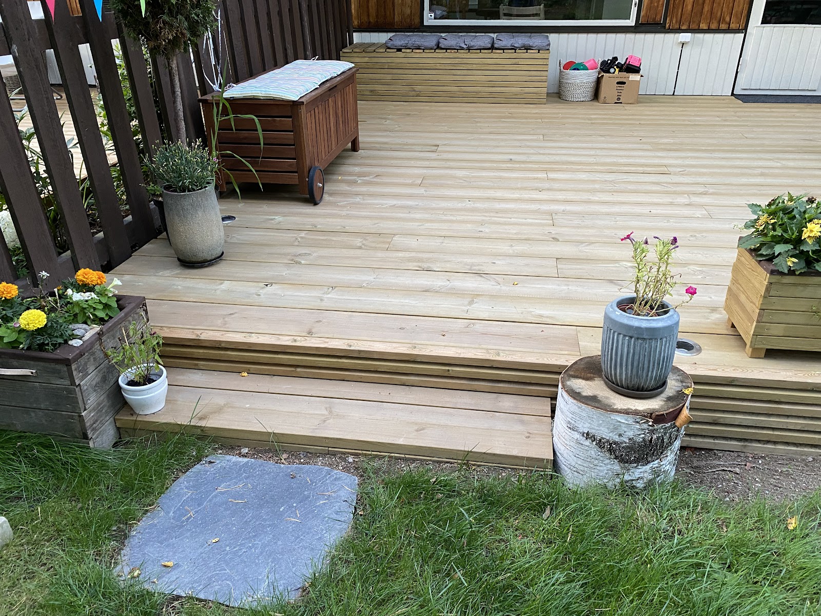 Terrasse med smart oppbevaring