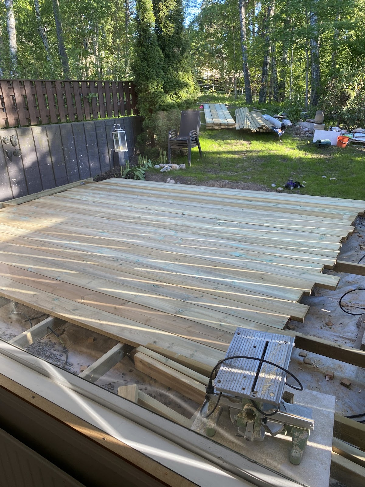 Terrasse med smart oppbevaring