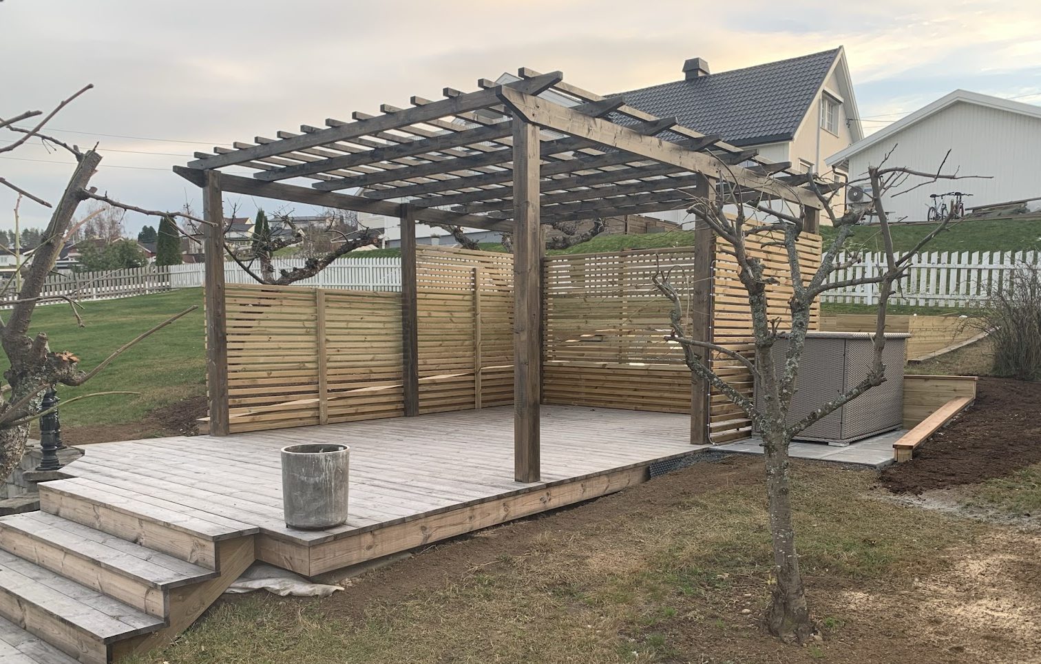 Pergola/kjøkkenhage