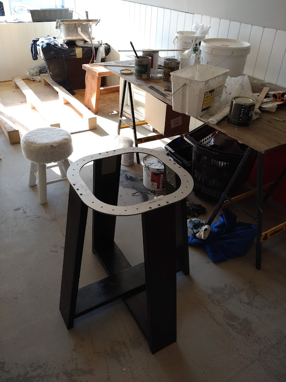 Självbyggt trädgårdsbord