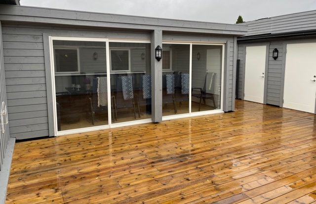 Ny terrass, förråd och lusthus