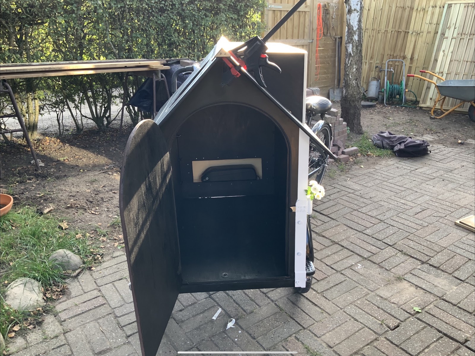 Lådcykel-ala-hundkoja