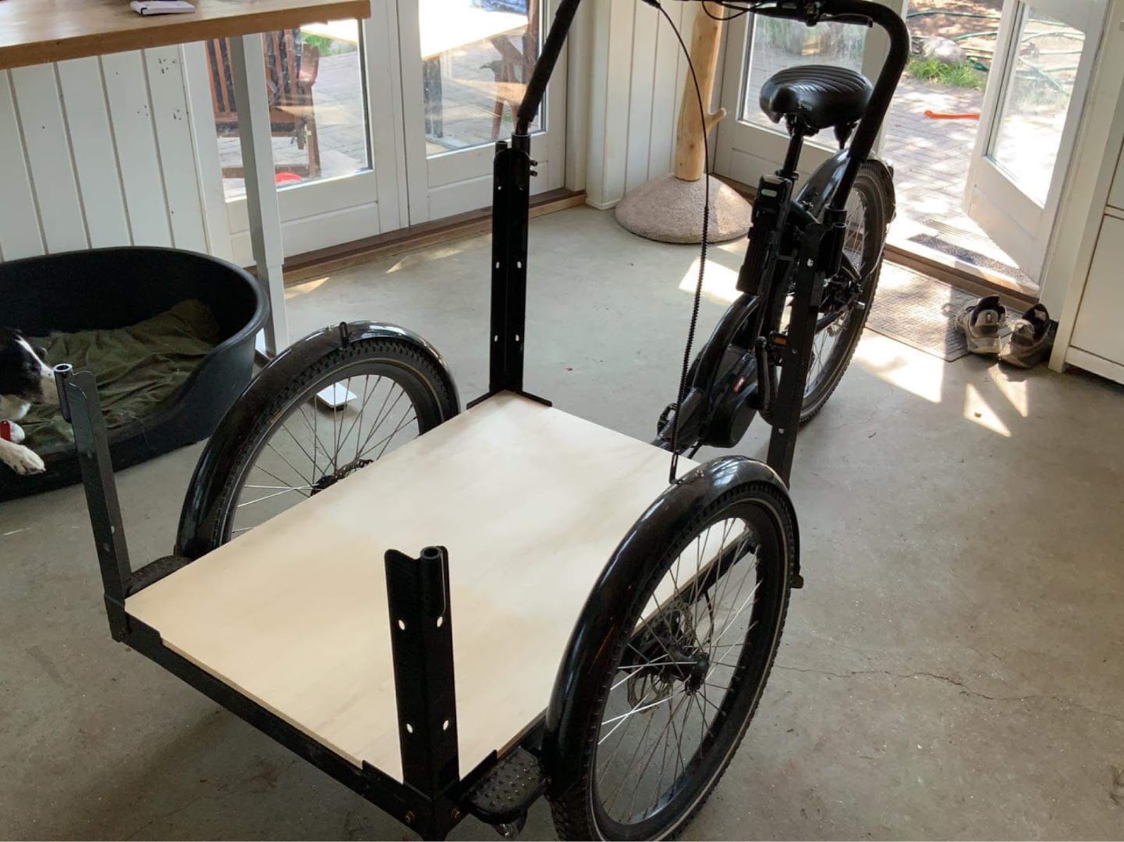 Lådcykel-ala-hundkoja