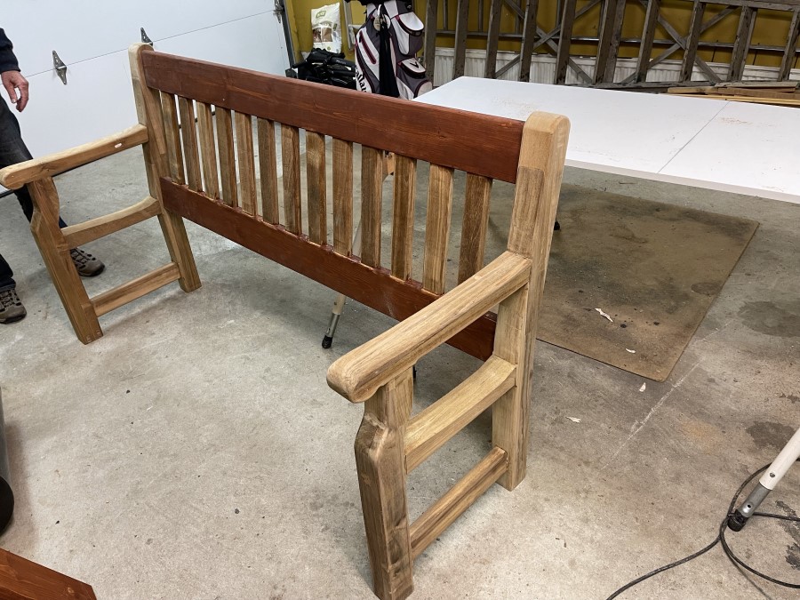 Engelsk parkbänk i teak