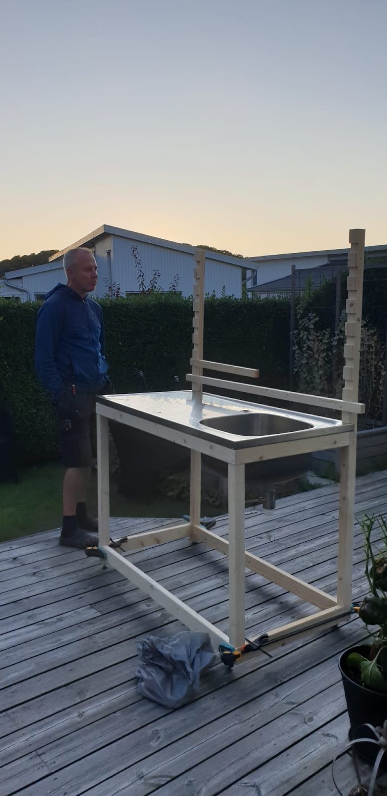 Rullbar utomhusdiskbänk