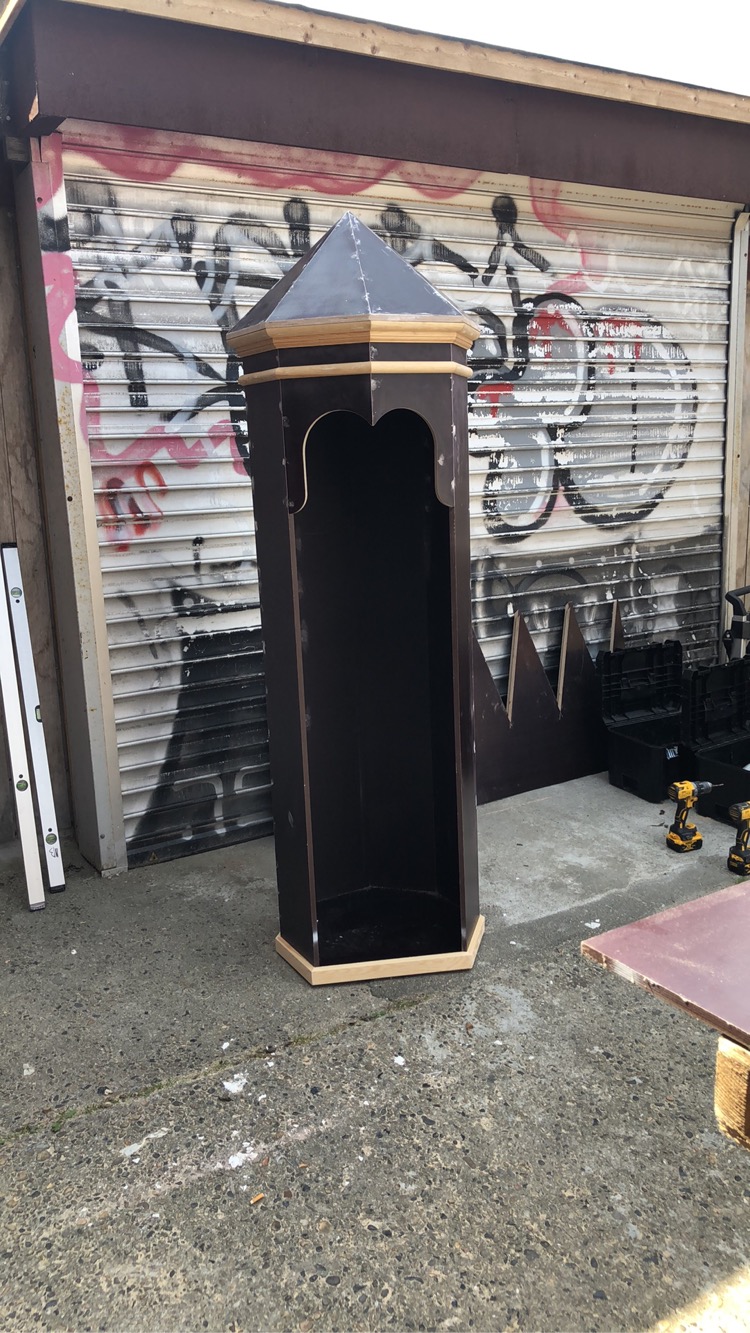 Måla hus för de små vakterna