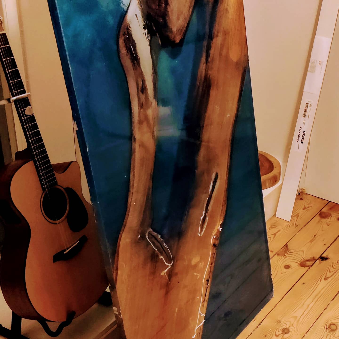 River-epoxy bord av Ek