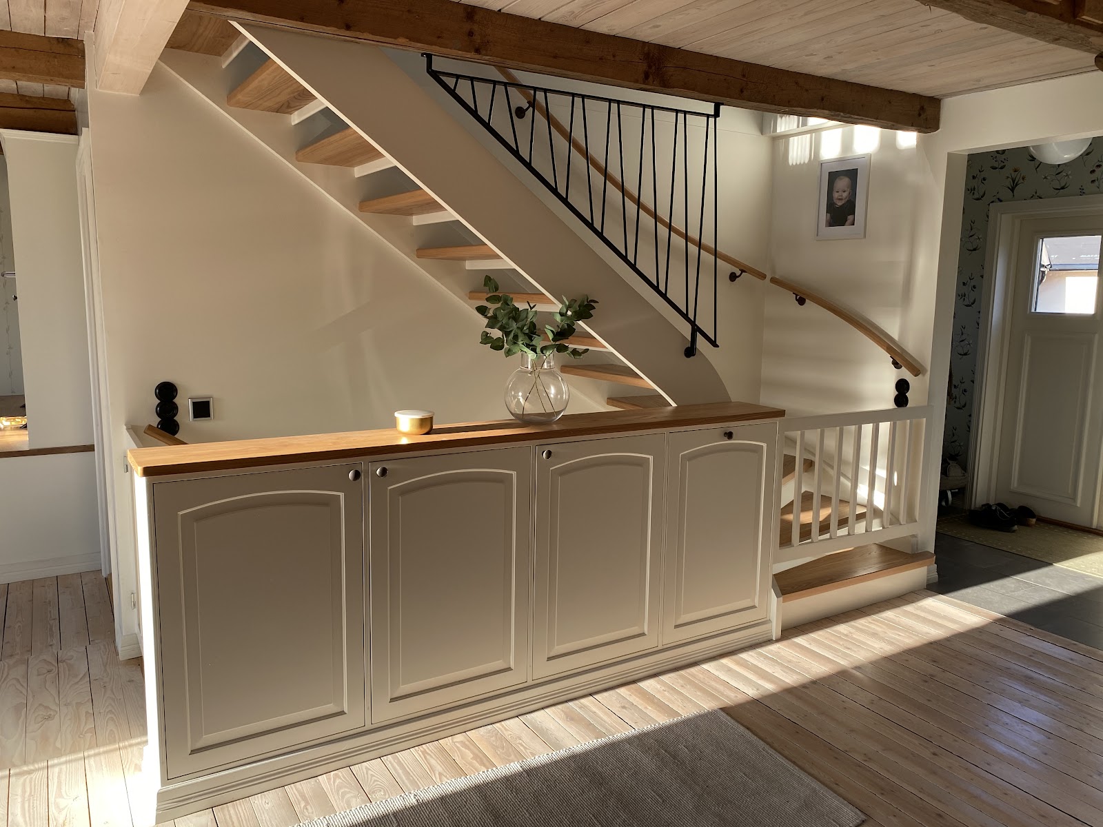 Trappmöbel med tvättnedkast