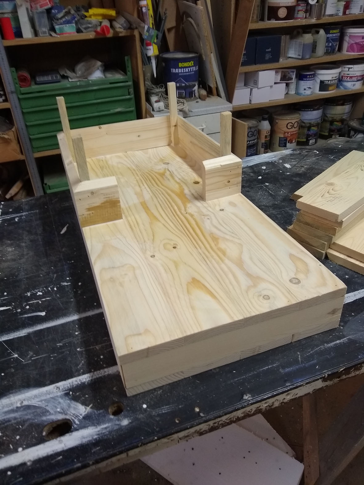 Krypa i kattens skydd