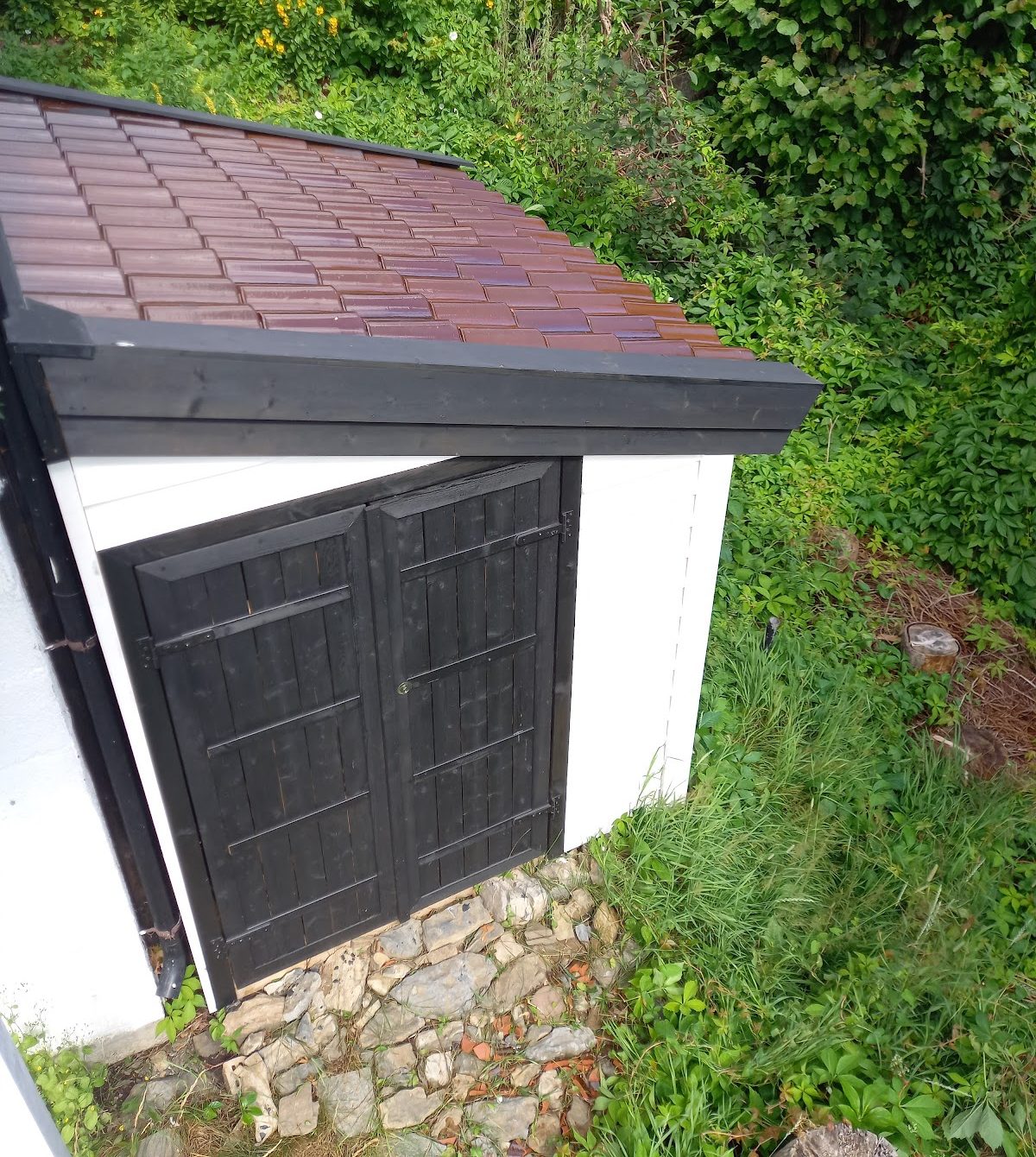 Förråd bakom huset