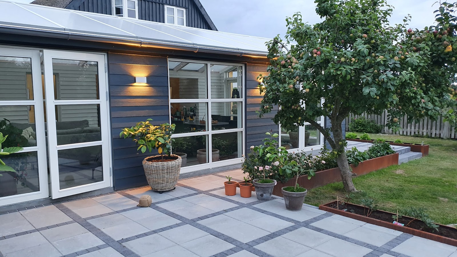 48M2 Orangeri / Uterum