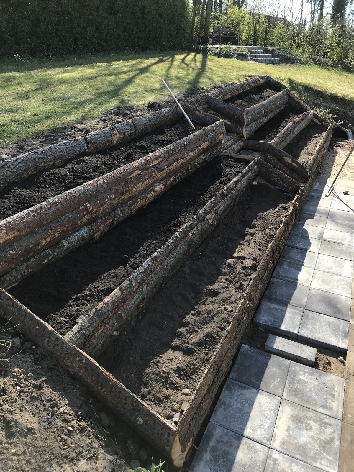 Från sluttning till upphöjd bädd