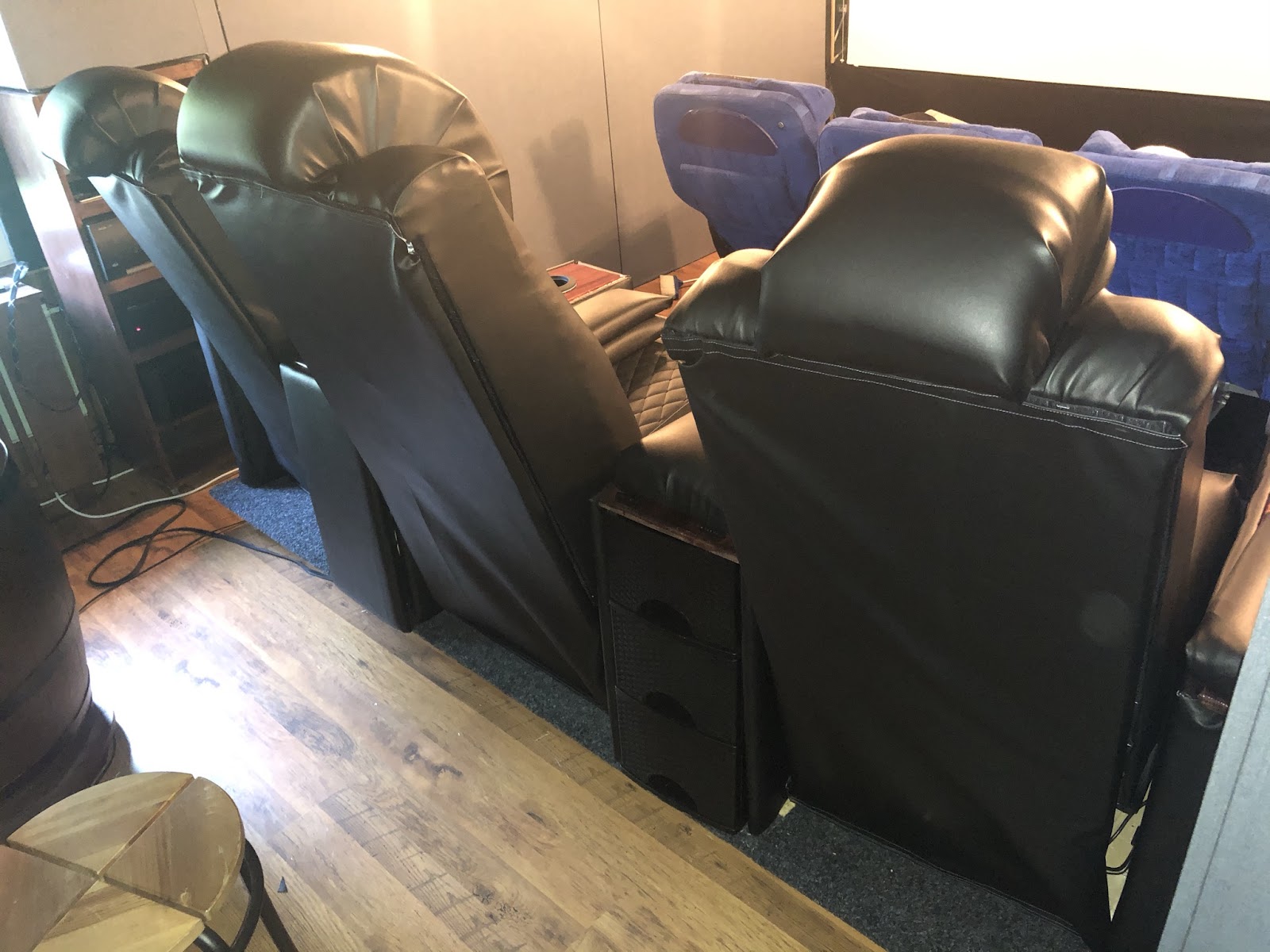 Stolar för hemmabio