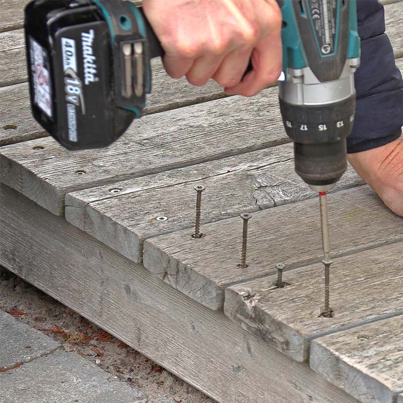 Skru løs et par terrassebord