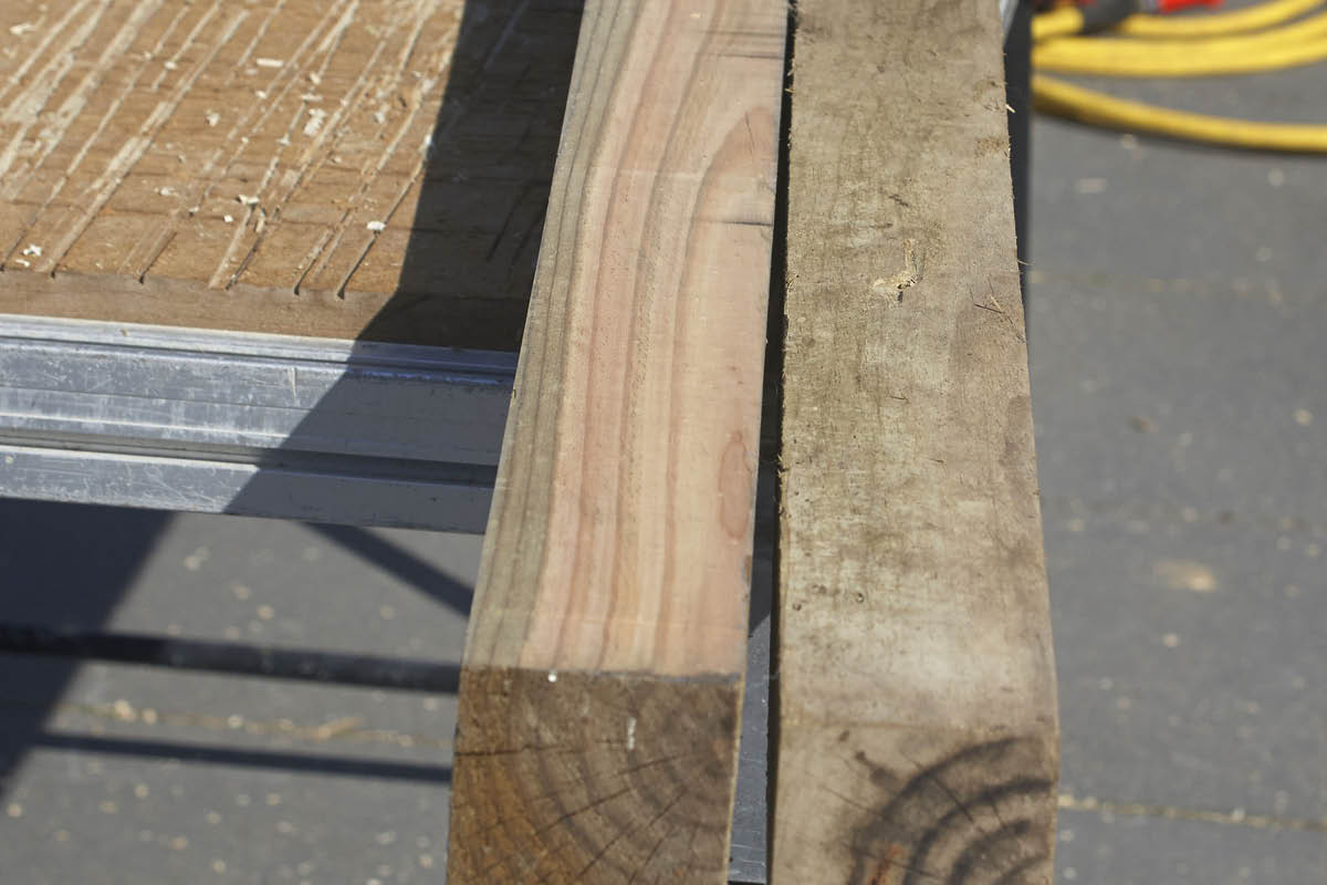 Tykkelseshøvl til to opgaver