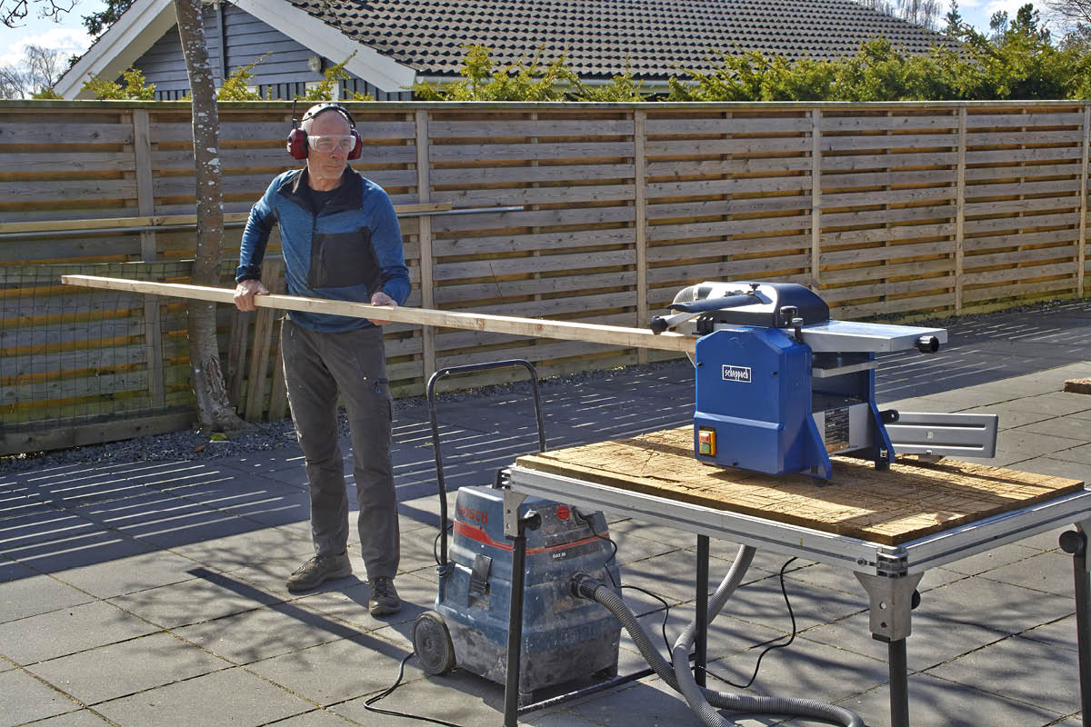 Tykkelseshøvlen er stabil at arbejde med