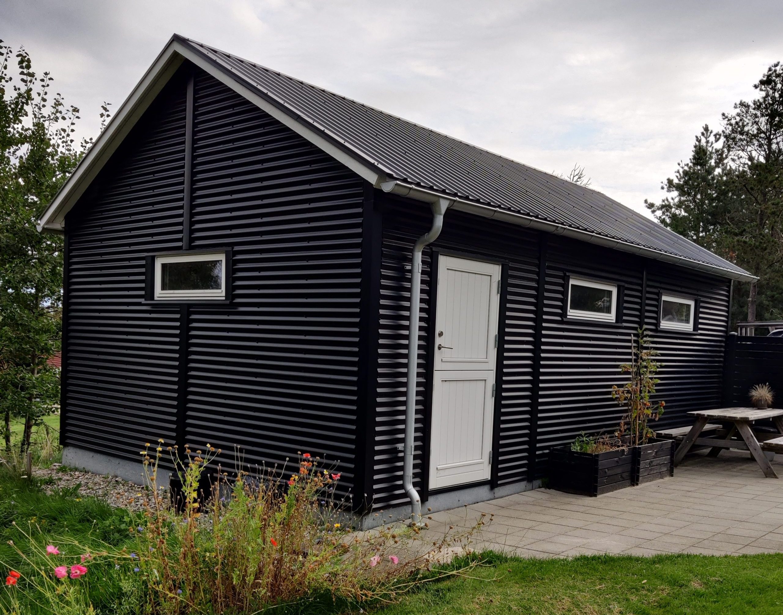 Garage med automatisk garageport