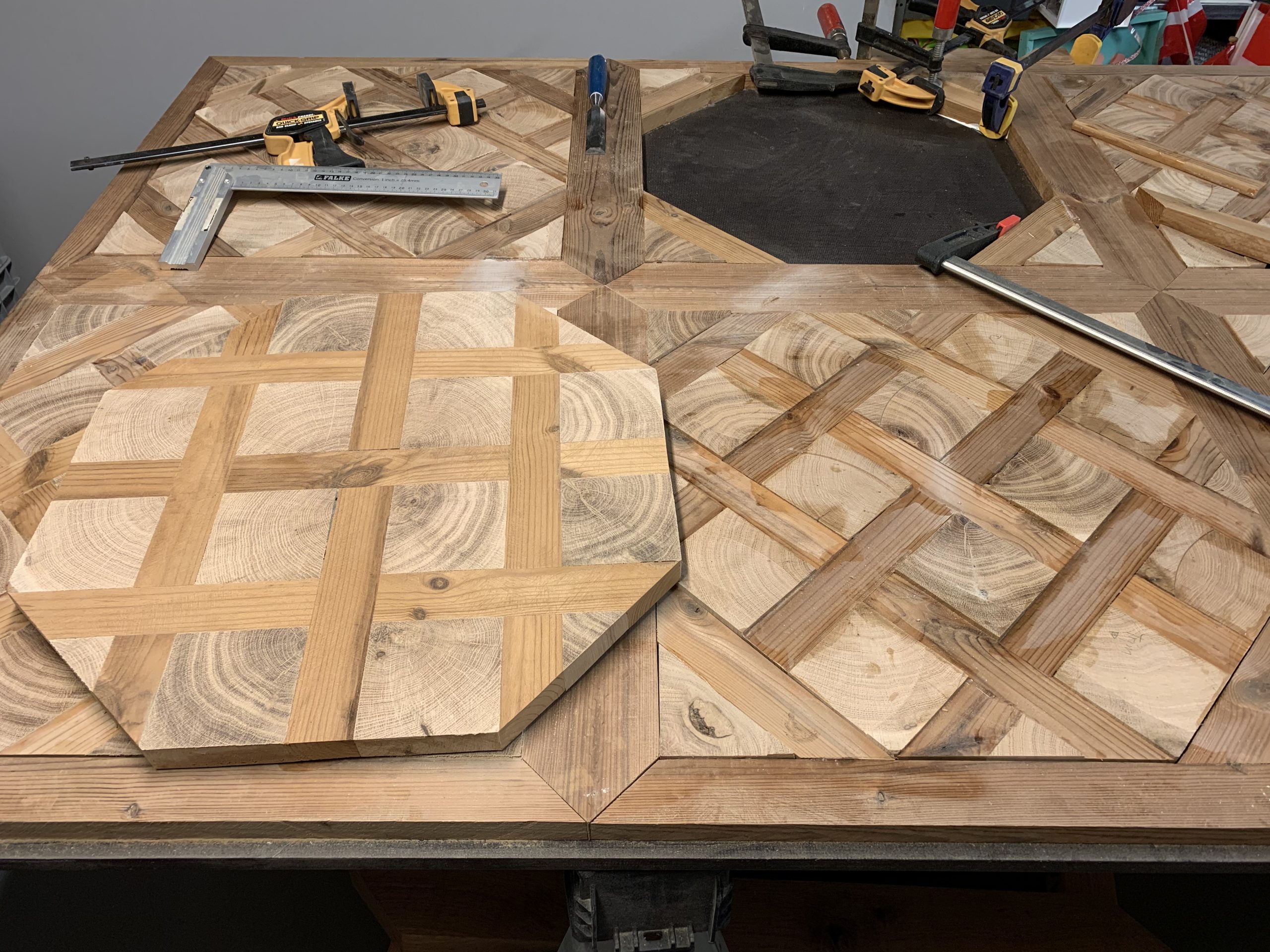 Spisebord til gården