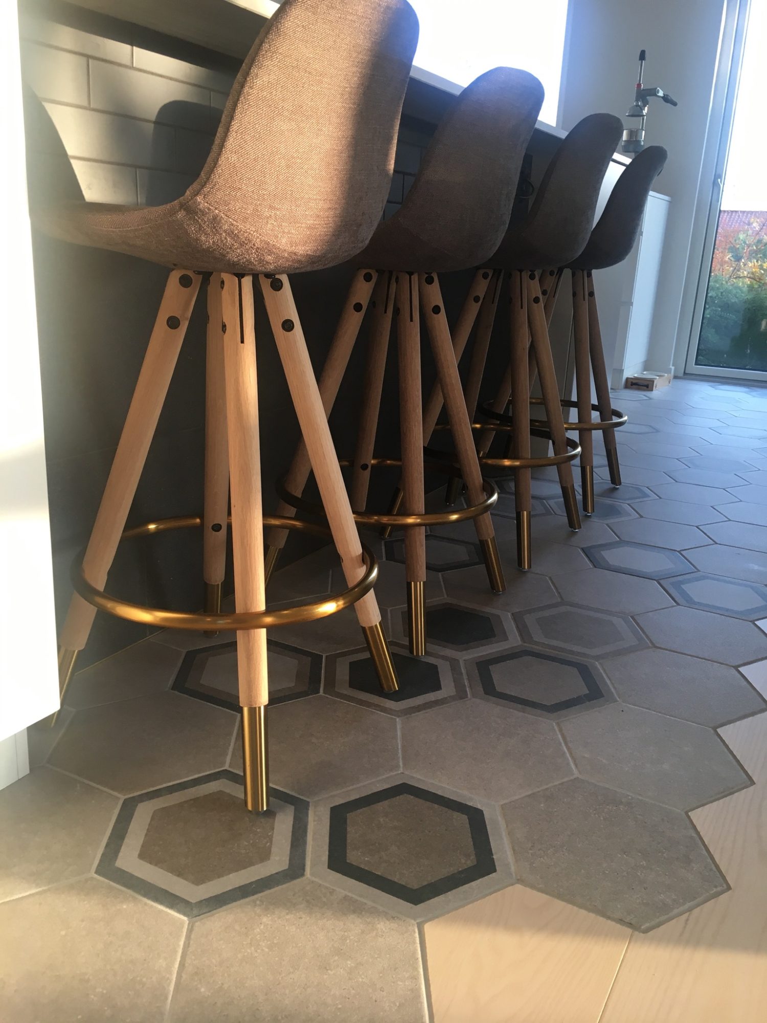 Laatoista puulattiaksi