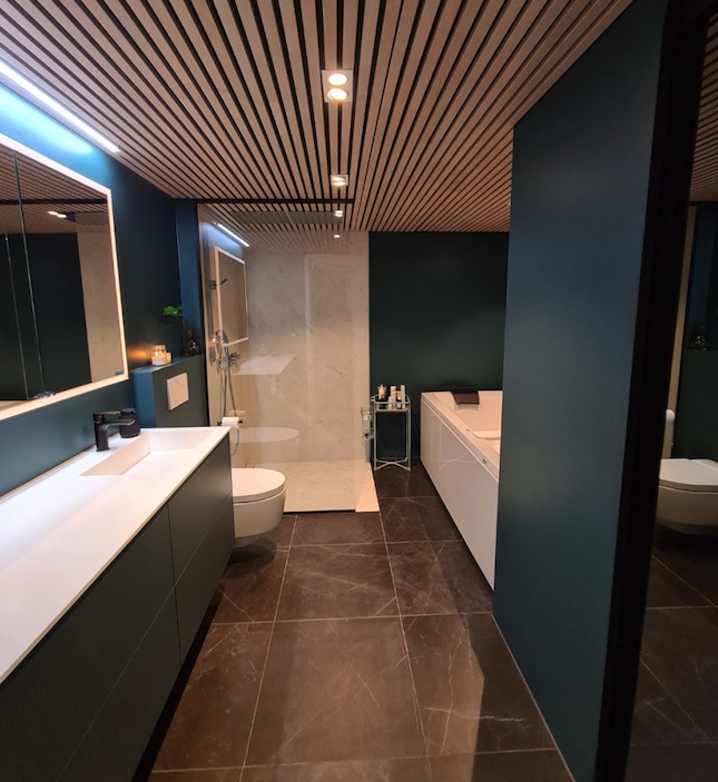 Nyrenoveret badeværelse