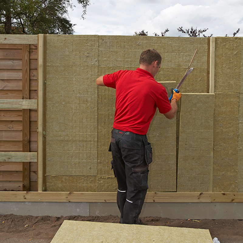 terrænbatts støjhegn montering 2