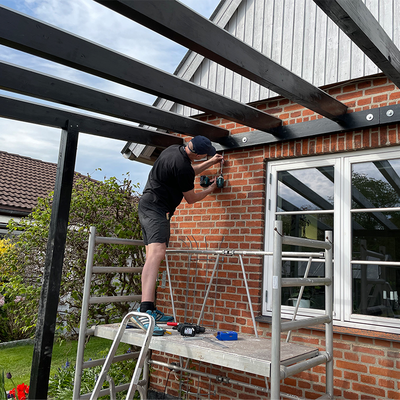 Kirkas muovilevy asennus 1