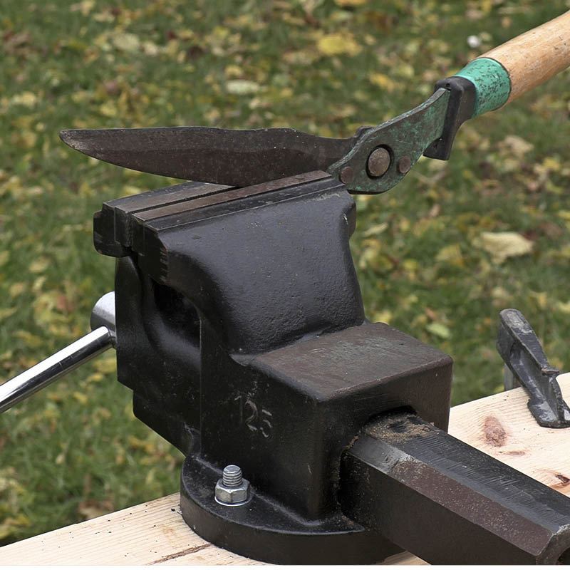 Slibning af hækkesaks