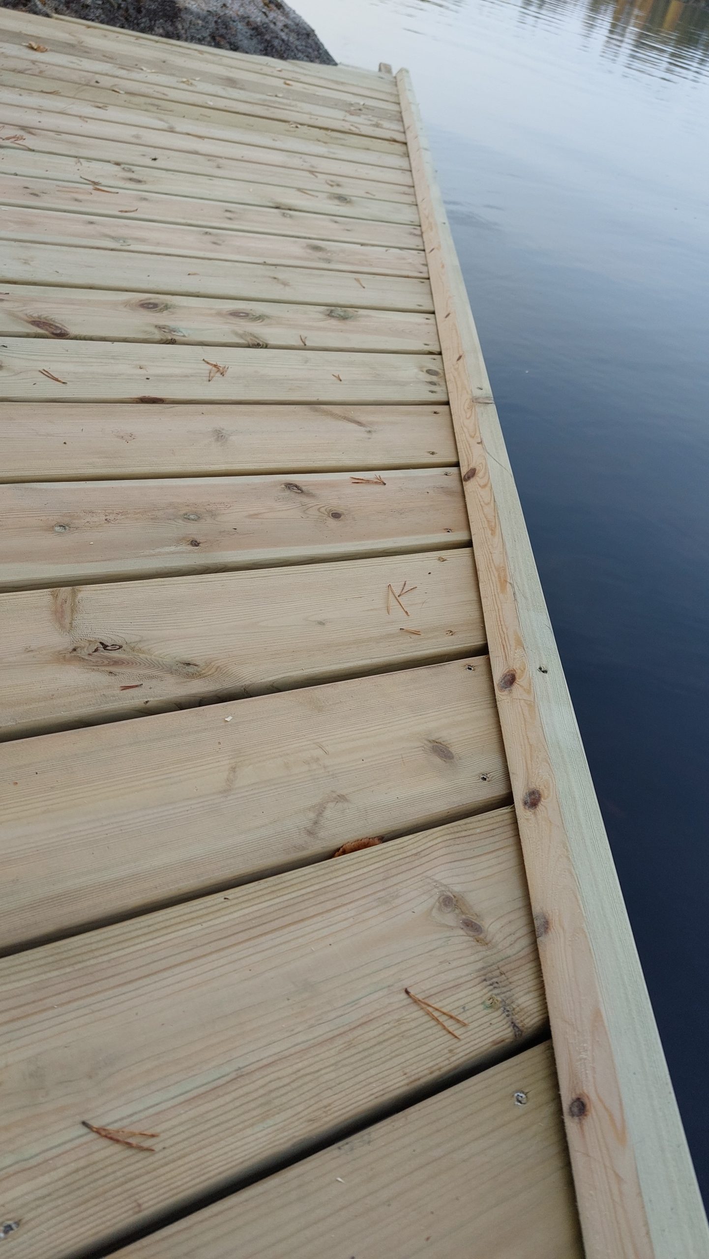 Laituri mittojen mukaan