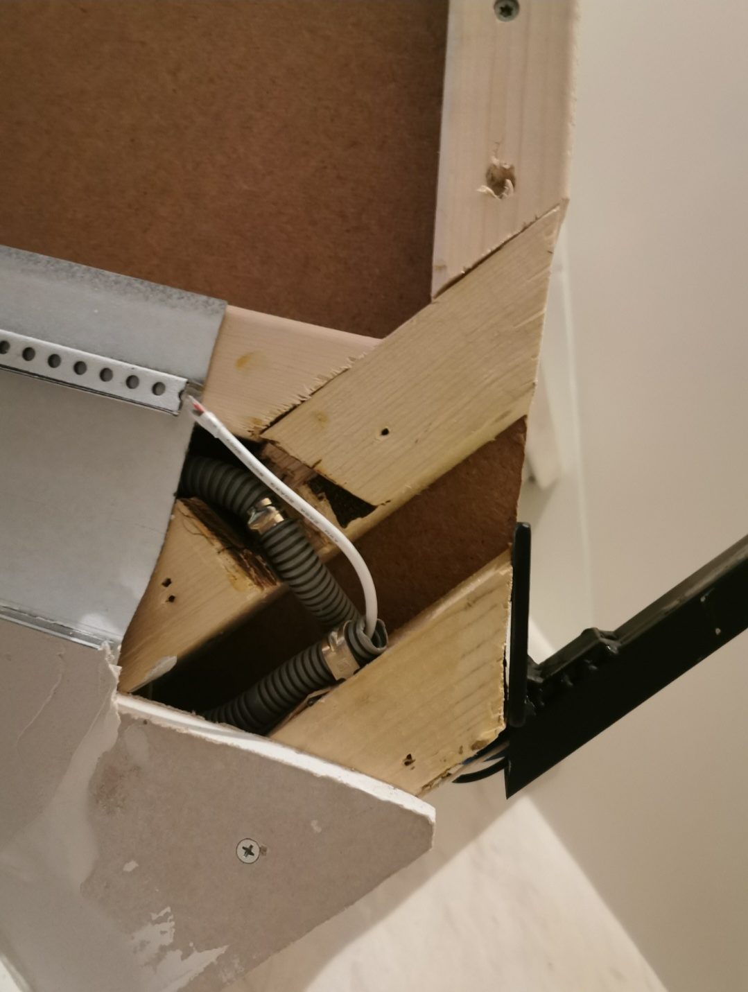 Stålgelænder med lys