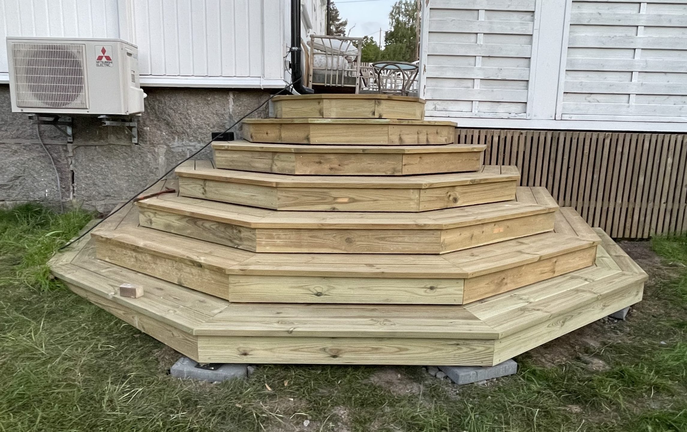 Viisikulmaiset portaat