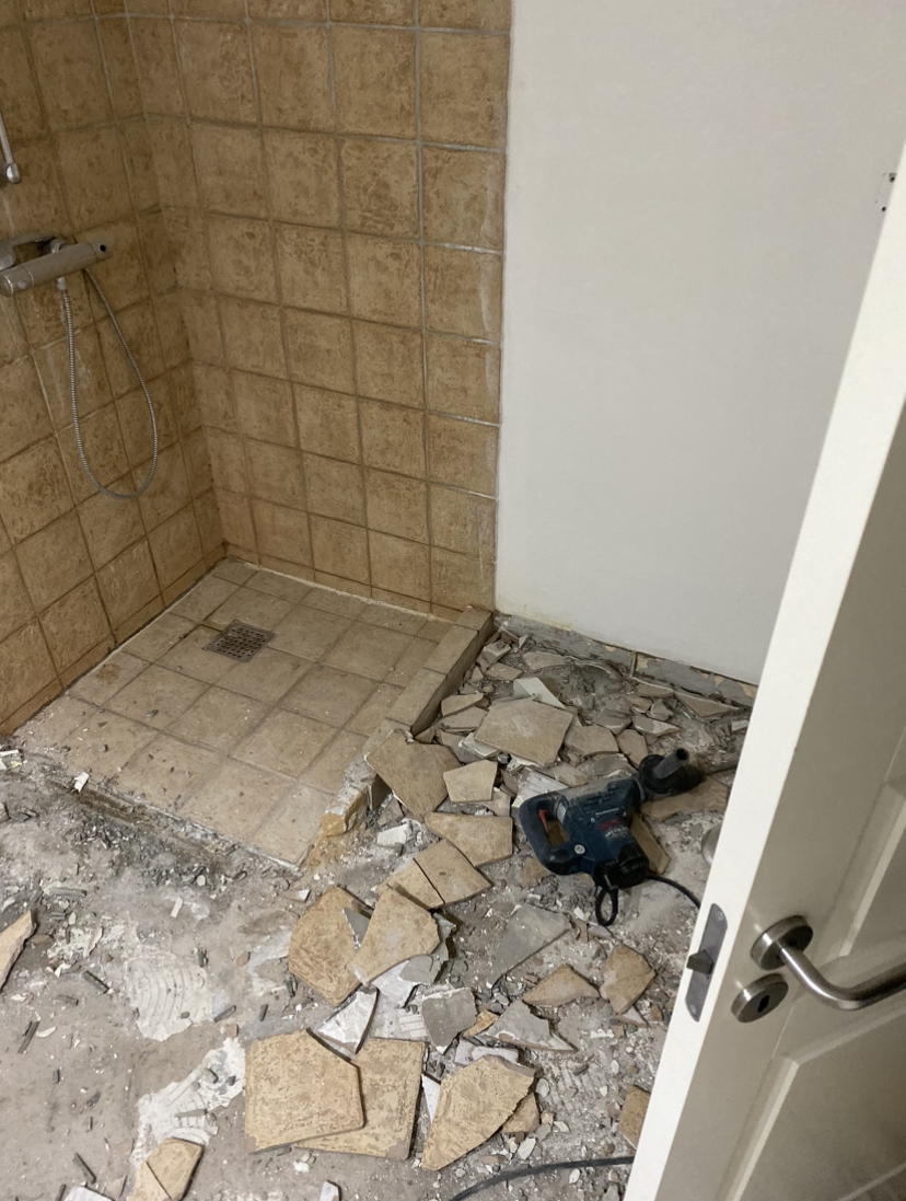 Kylpyhuoneen peruskorjaus