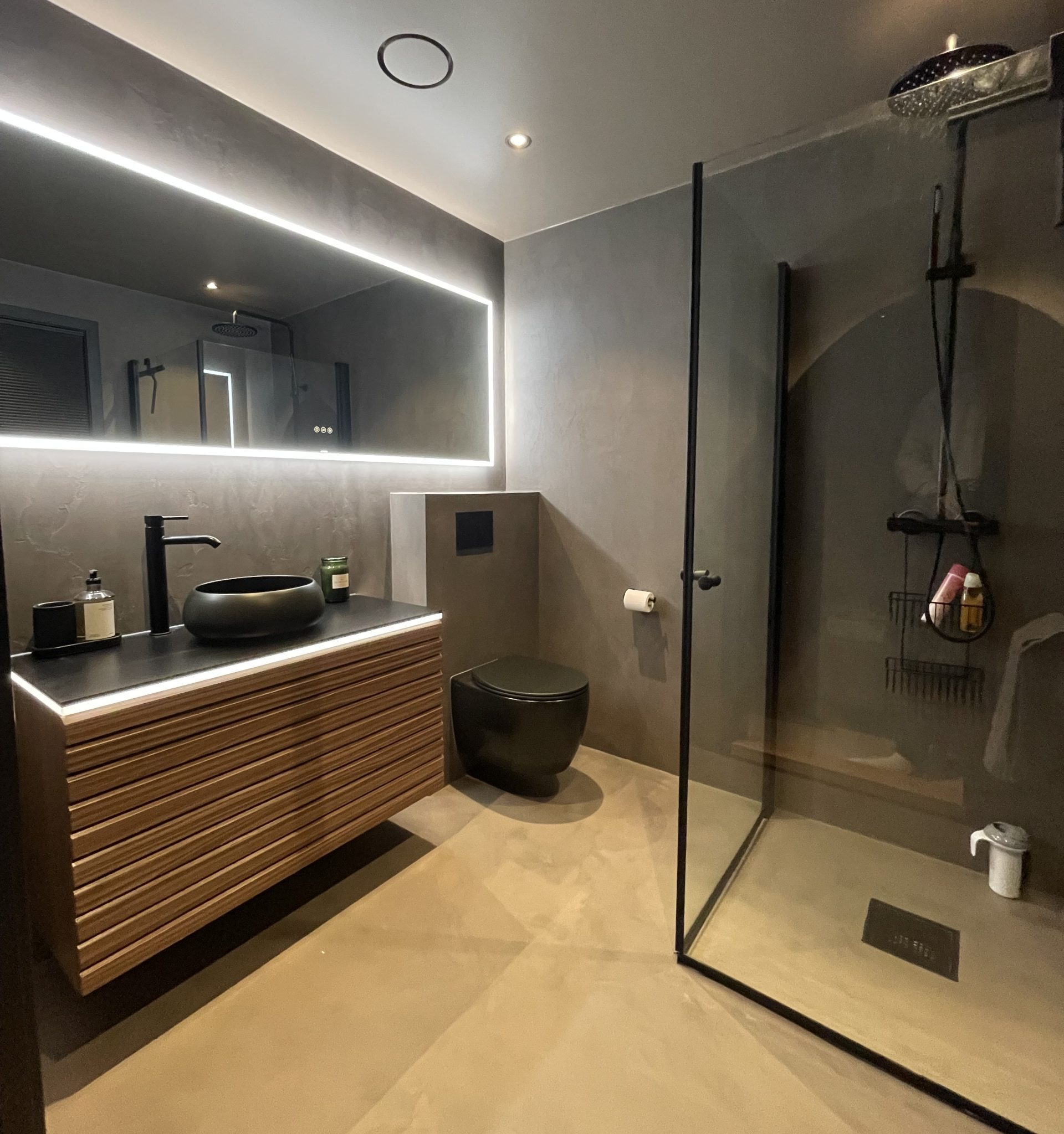 Nyt badeværelse med mikrocement