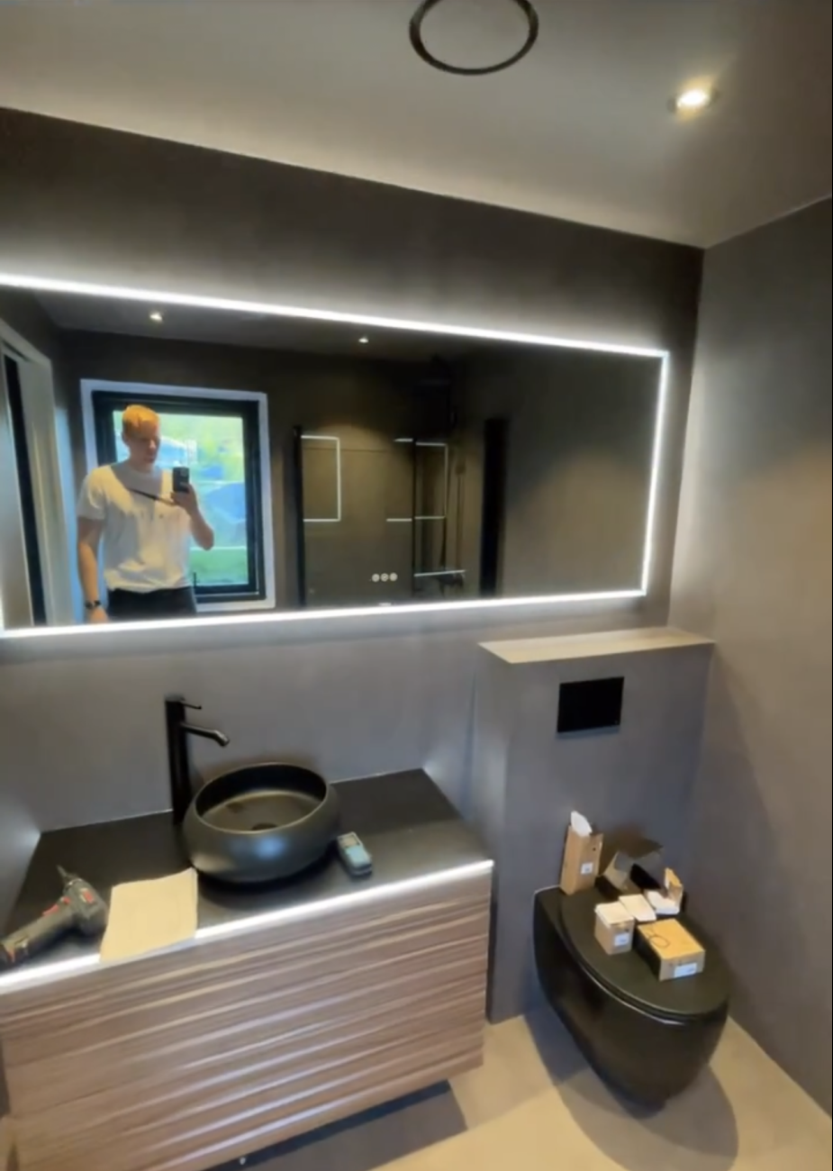 Uusi kylpyhuone mikrosementillä