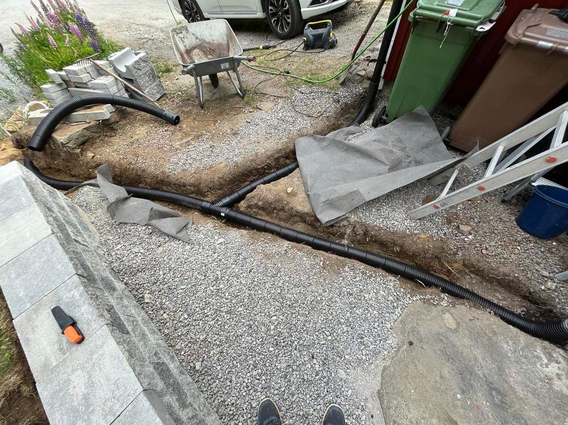 Entréparti med staket